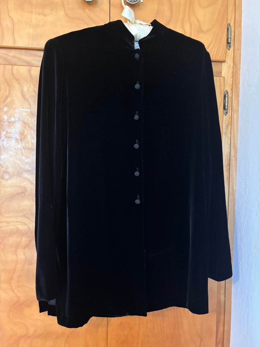 Vintage Rena Rowan Black Velvet Silk Jacket 4P Whimsygoth Witchy 90s